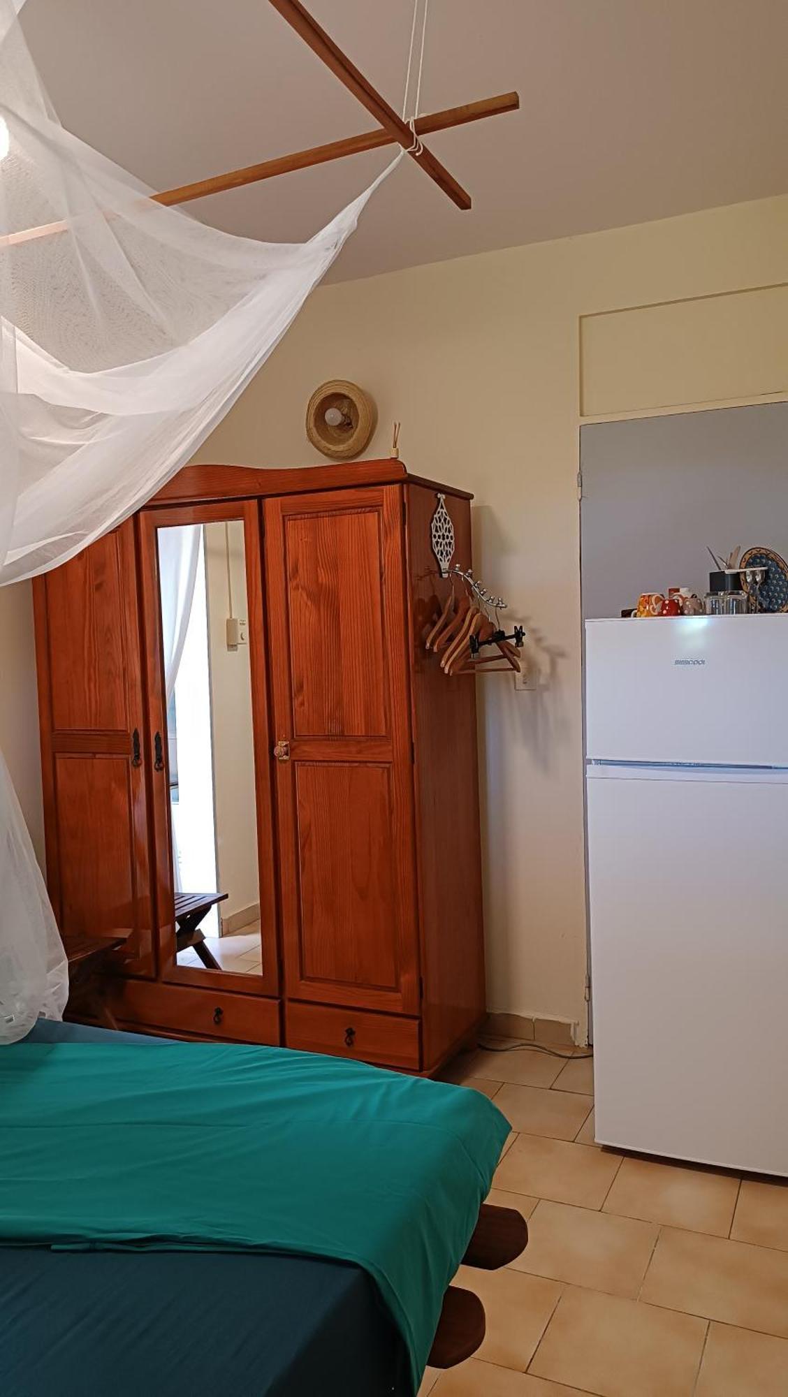 La Jemeli Hotel Grand-Bourg  Bagian luar foto